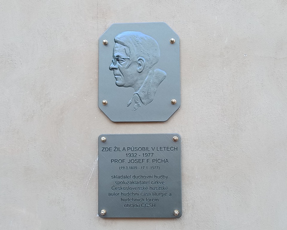 Pamětní deska J. F. Píchy na domě v Praze 6-Břevnově.