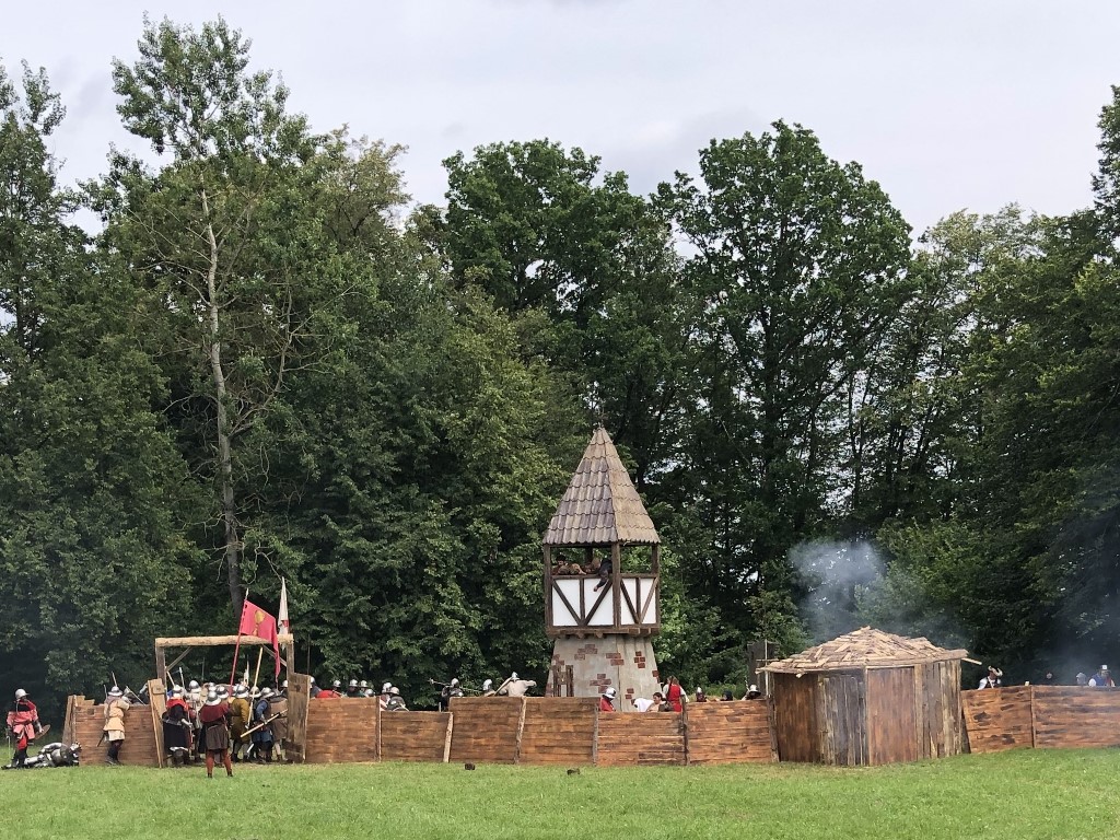Rekonstrukce dobytí hradu Příběnice