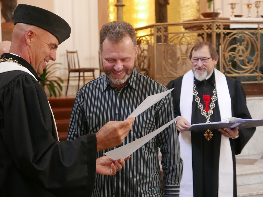 Na synodě představeni nově vysvěcení duchovní Církve československé husitské