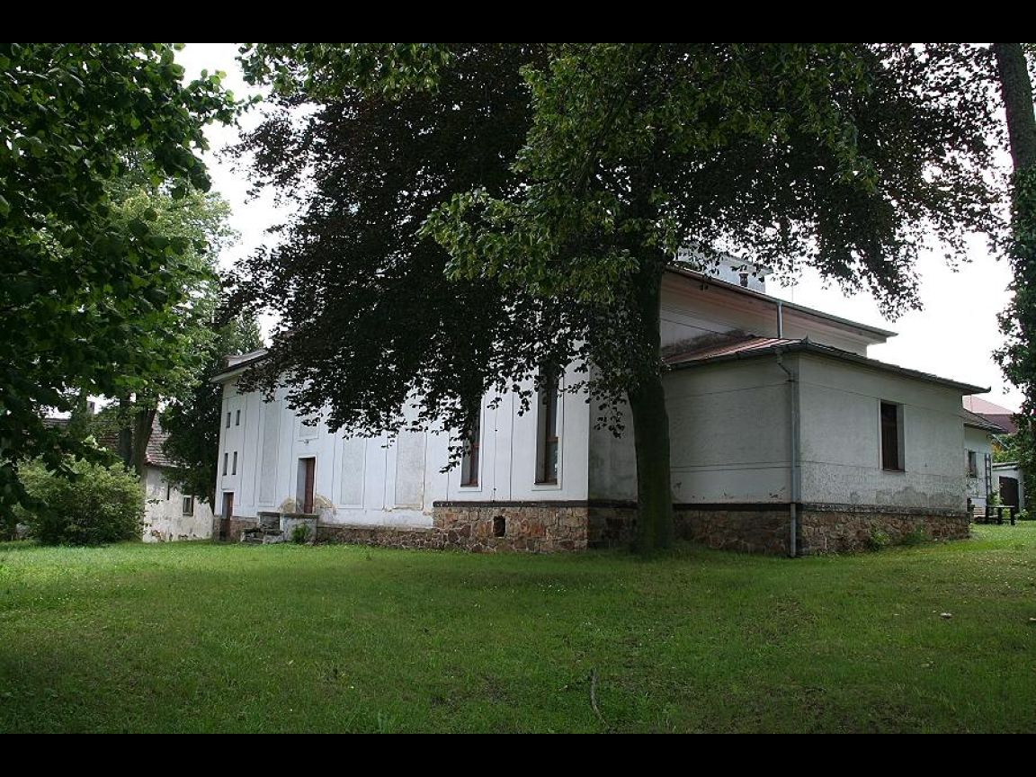 Náboženská obec Církve československé husitské v&nbsp;Chotovinách