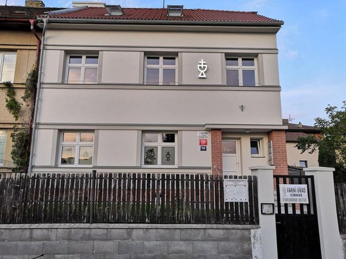 Náboženská obec Církve československé husitské v&nbsp;Praze 9 - Hloubětín 