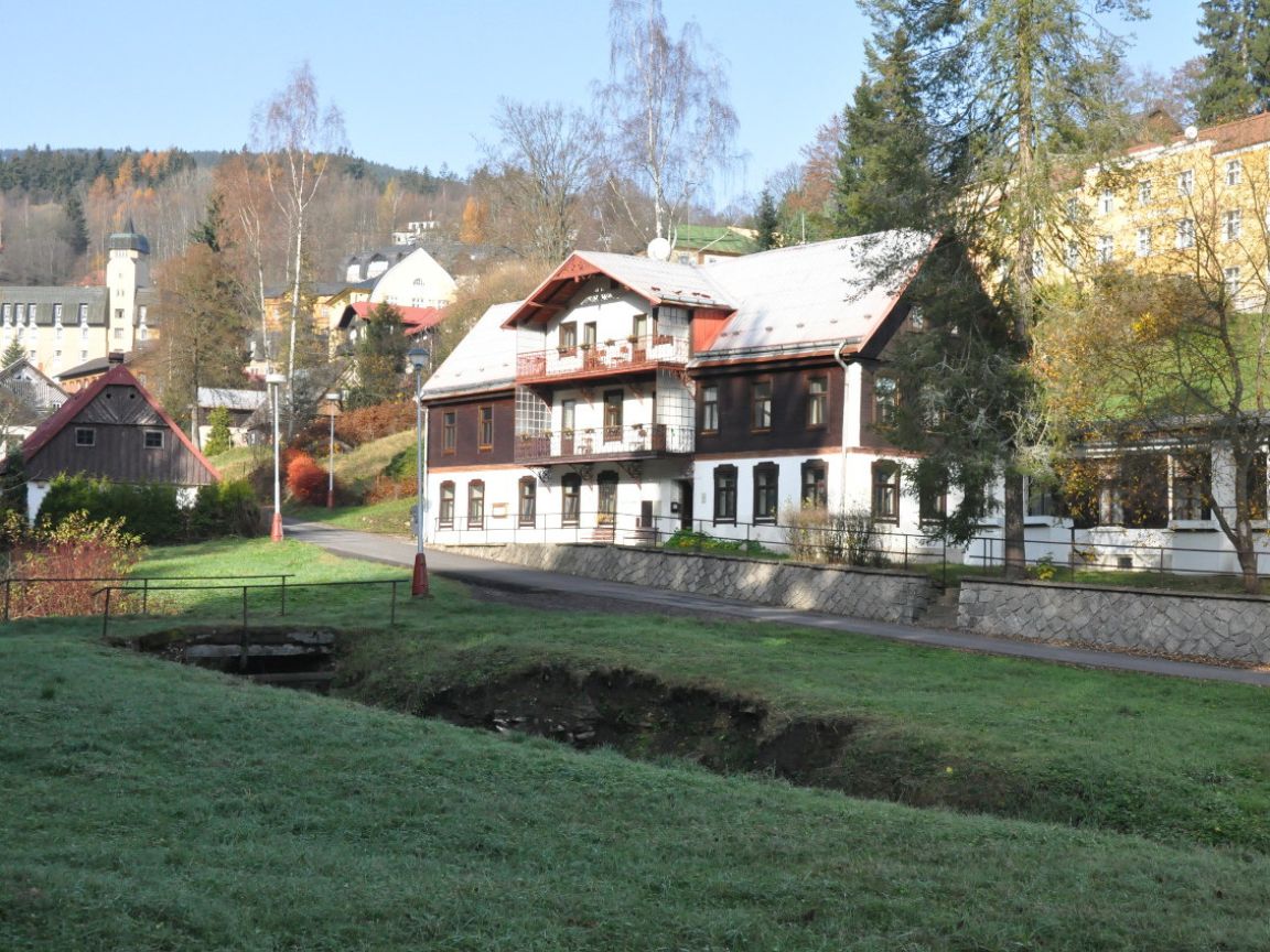 Institut evangelizace a&nbsp;pastorace Církve československé husitské